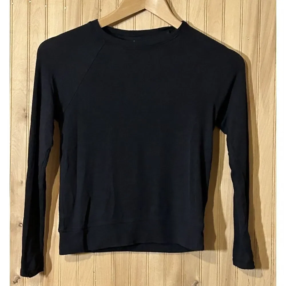 Athleta Girl Long Sleeve Shirt w/ Thumb Holes Blue Youth Girls Size Small 7
